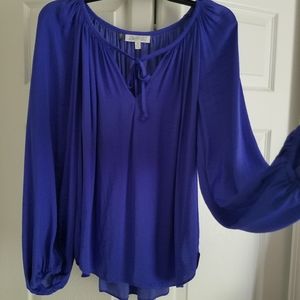 Women's Jennifer Lopez dress shirt. Size M